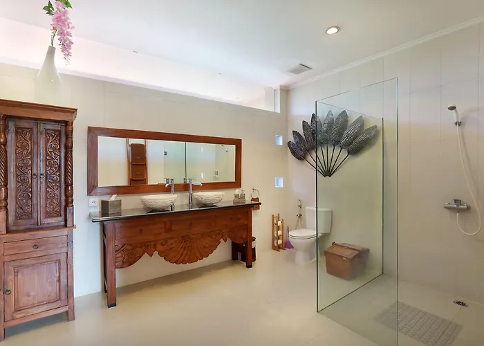 Villa Mawar Legian (Bali)